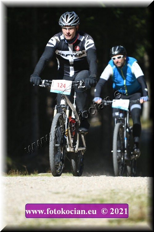 Náhled obrázku: 2021-3820-CTAuthor-124.JPG