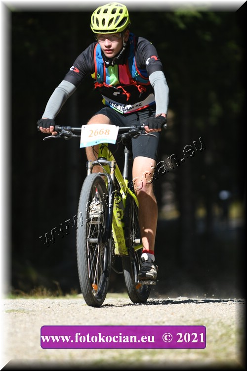 Náhled obrázku: 2021-3867-CTAuthor-2668.JPG