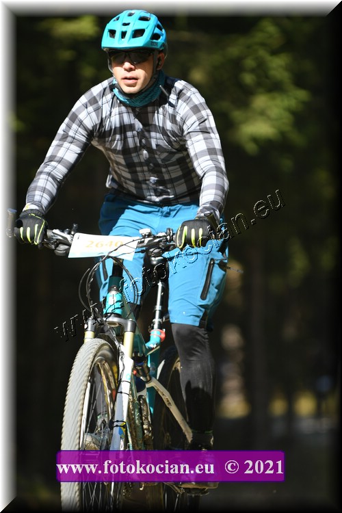 Náhled obrázku: 2021-3876-CTAuthor-2640.JPG