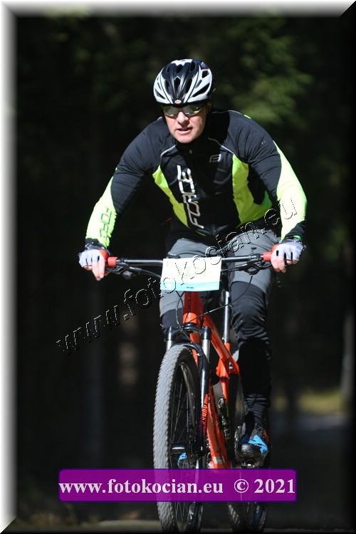 Náhled obrázku: 2021-3892-CTAuthor-1371.JPG