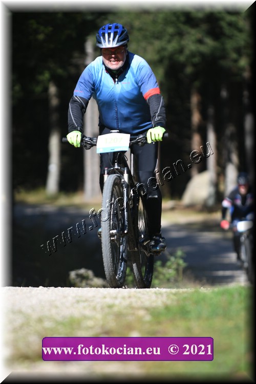 Náhled obrázku: 2021-3930-CTAuthor-1207.JPG