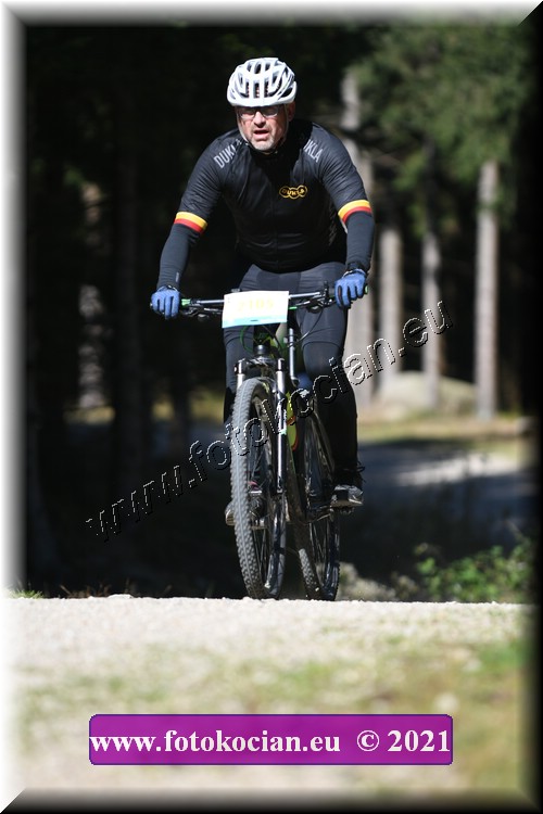 Náhled obrázku: 2021-3933-CTAuthor-2105.JPG