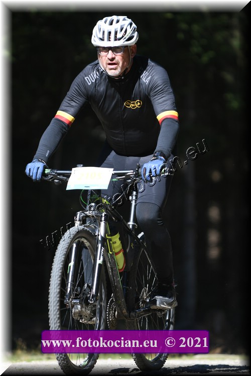 Náhled obrázku: 2021-3934-CTAuthor-2105.JPG