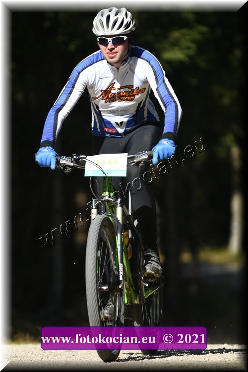 Náhled obrázku: 2021-3944-CTAuthor-1344.JPG