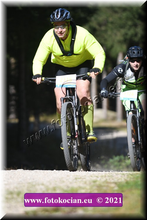 Náhled obrázku: 2021-3977-CTAuthor-2338.JPG