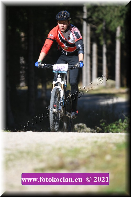 Náhled obrázku: 2021-3983-CTAuthor-1049.JPG