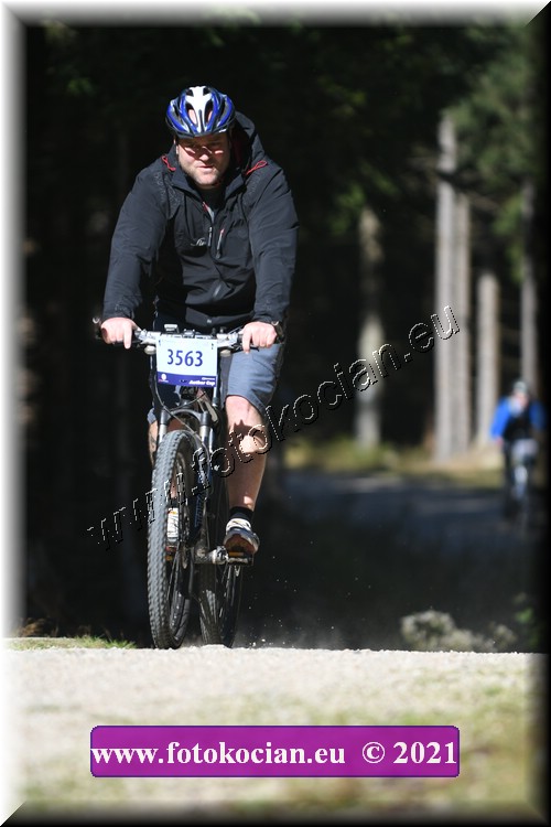 Náhled obrázku: 2021-4036-CTAuthor-3563.JPG