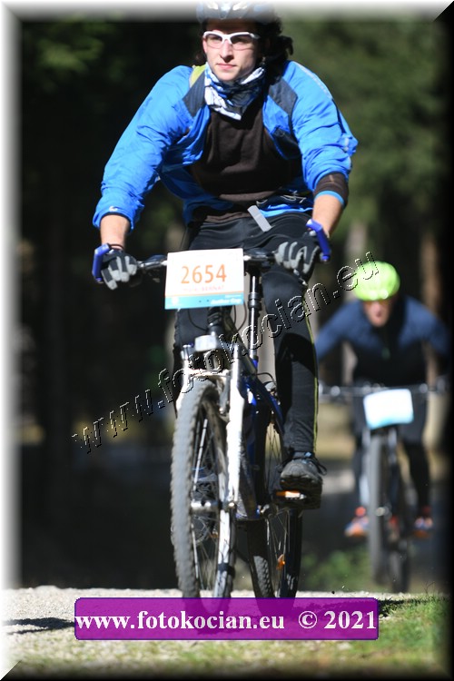 Náhled obrázku: 2021-4041-CTAuthor-2654.JPG