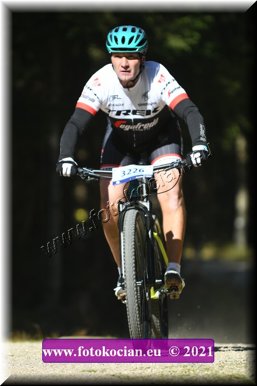 Náhled obrázku: 2021-4062-CTAuthor-3226.JPG