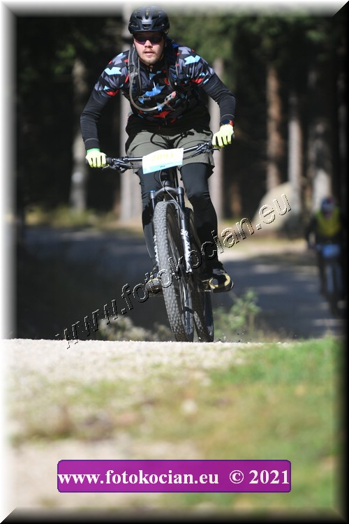 Náhled obrázku: 2021-4067-CTAuthor-2091.JPG