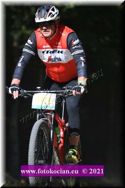 Náhled obrázku: 2021-4078-CTAuthor-2074.JPG