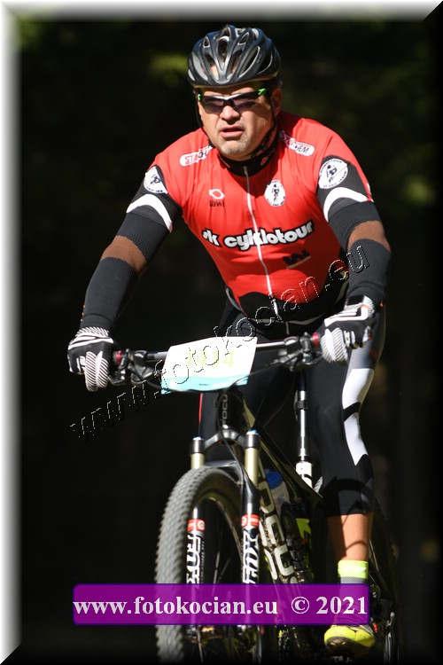 Náhled obrázku: 2021-4145-CTAuthor-1414.JPG