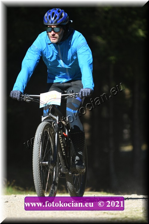 Náhled obrázku: 2021-4174-CTAuthor-2290.JPG