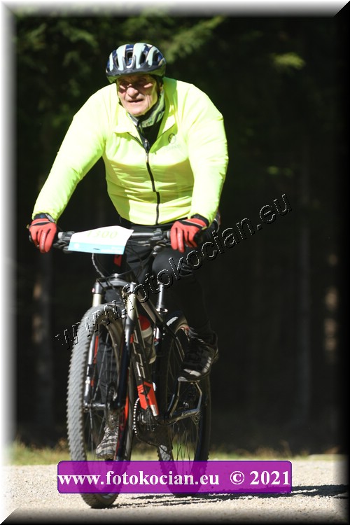 Náhled obrázku: 2021-4181-CTAuthor-1300.JPG