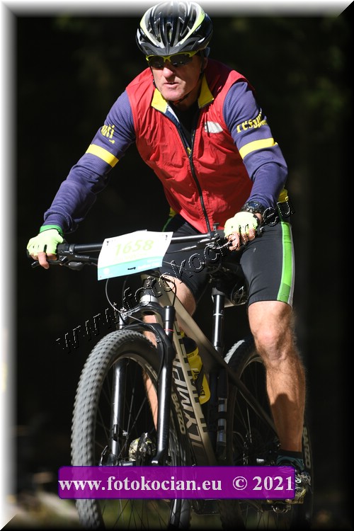 Náhled obrázku: 2021-4189-CTAuthor-1658.JPG