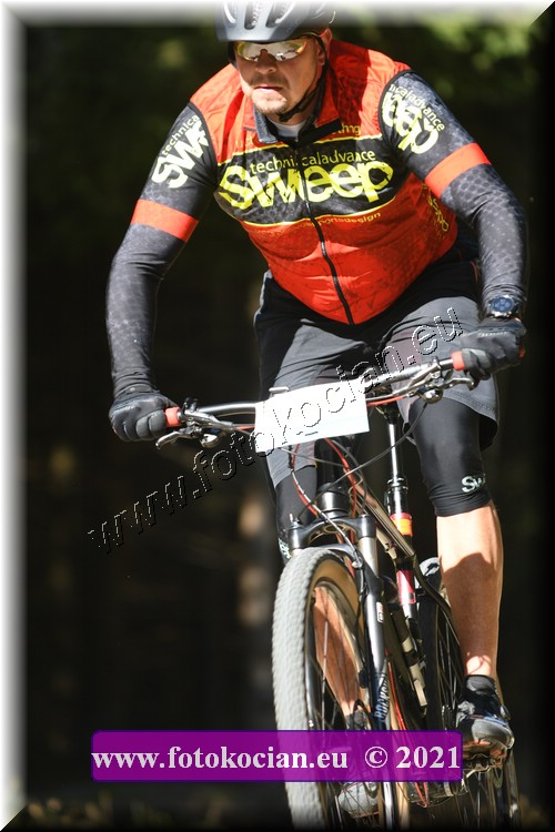 Náhled obrázku: 2021-4191-CTAuthor-1793.JPG