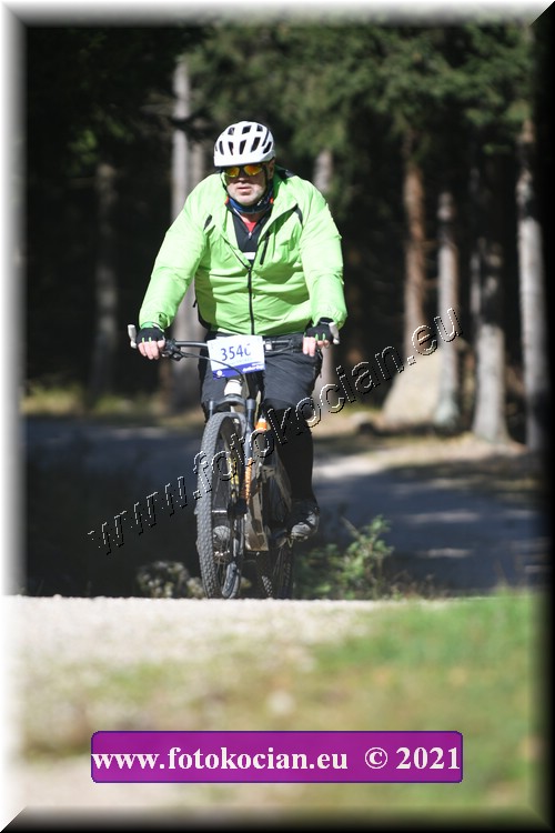 Náhled obrázku: 2021-4226-CTAuthor-3546.JPG