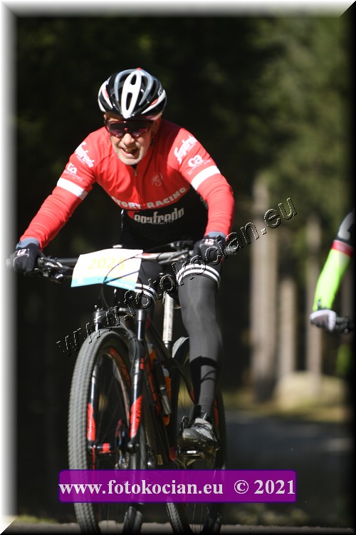 Náhled obrázku: 2021-4238-CTAuthor-2025.JPG