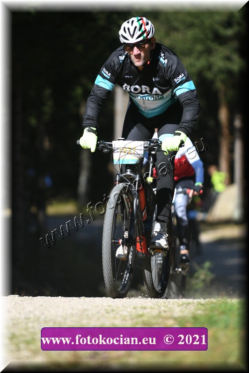 Náhled obrázku: 2021-4262-CTAuthor-1957.JPG