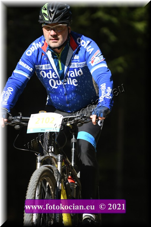 Náhled obrázku: 2021-4275-CTAuthor-2102.JPG