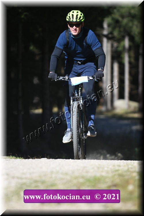 Náhled obrázku: 2021-4280-CTAuthor-2301.JPG