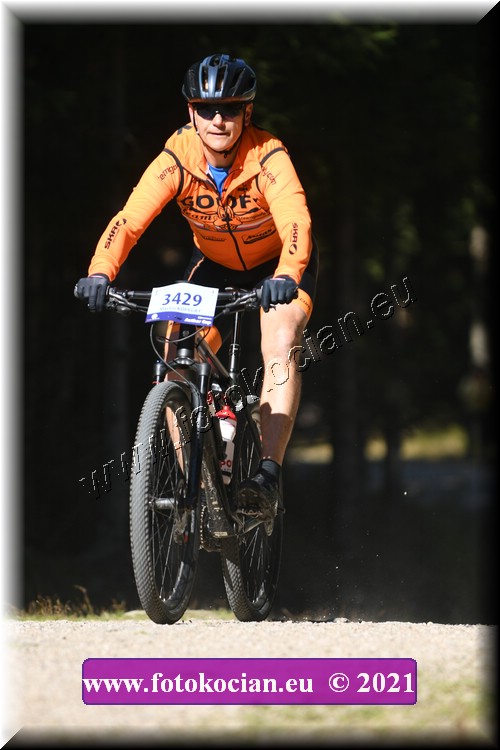 Náhled obrázku: 2021-4305-CTAuthor-3429.JPG