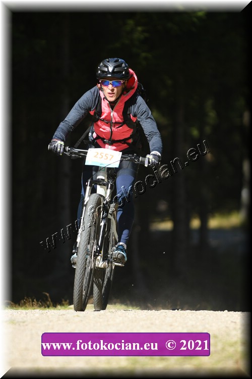 Náhled obrázku: 2021-4329-CTAuthor-2557.JPG