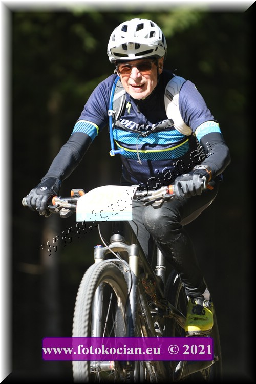 Náhled obrázku: 2021-4338-CTAuthor-2297.JPG