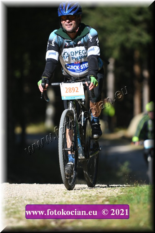 Náhled obrázku: 2021-4395-CTAuthor-2892.JPG