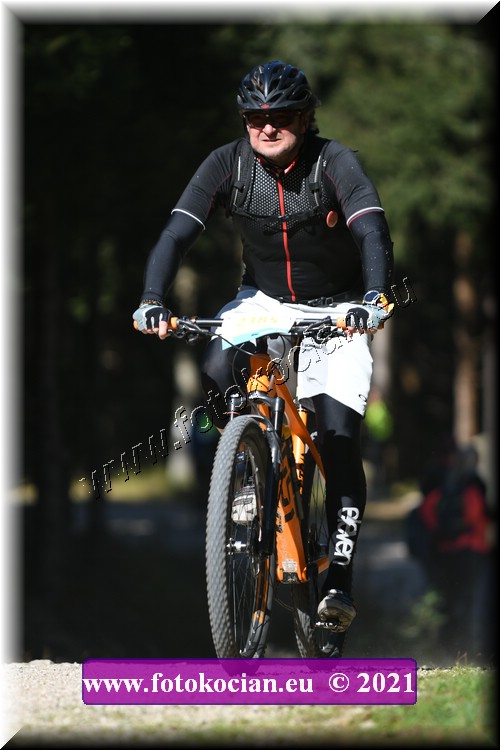 Náhled obrázku: 2021-4413-CTAuthor-2385.JPG