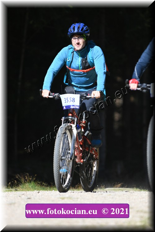 Náhled obrázku: 2021-4448-CTAuthor-3558.JPG