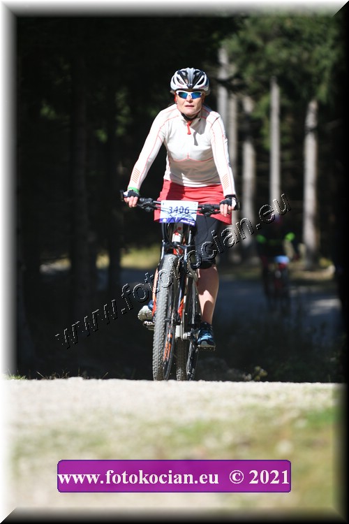 Náhled obrázku: 2021-4452-CTAuthor-3406.JPG