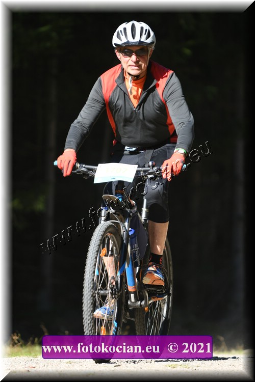 Náhled obrázku: 2021-4464-CTAuthor-1707.JPG