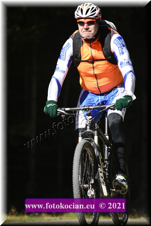 Náhled obrázku: 2021-4501-CTAuthor-0.JPG