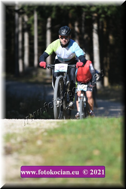 Náhled obrázku: 2021-4511-CTAuthor-919.JPG