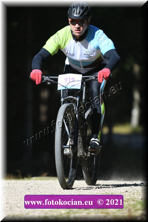 Náhled obrázku: 2021-4512-CTAuthor-919.JPG