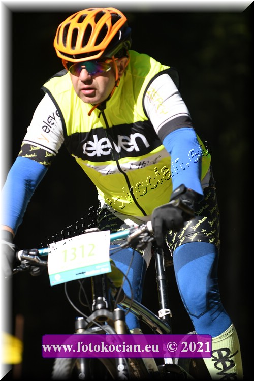 Náhled obrázku: 2021-4516-CTAuthor-1312.JPG