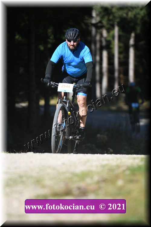 Náhled obrázku: 2021-4527-CTAuthor-2544.JPG