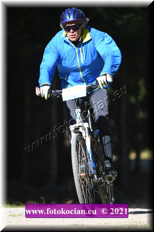 Náhled obrázku: 2021-4539-CTAuthor-2153.JPG