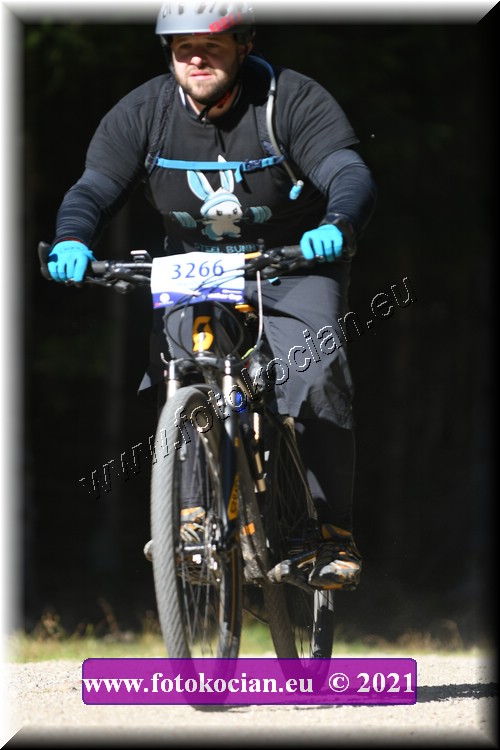 Náhled obrázku: 2021-4544-CTAuthor-3266.JPG