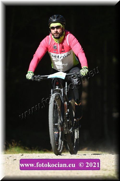 Náhled obrázku: 2021-4557-CTAuthor-1468.JPG