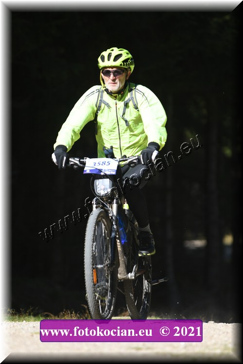 Náhled obrázku: 2021-4583-CTAuthor-3585.JPG