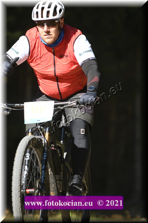 Náhled obrázku: 2021-4588-CTAuthor-1951.JPG