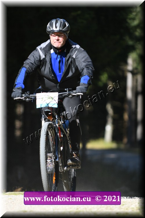 Náhled obrázku: 2021-4613-CTAuthor-0.JPG