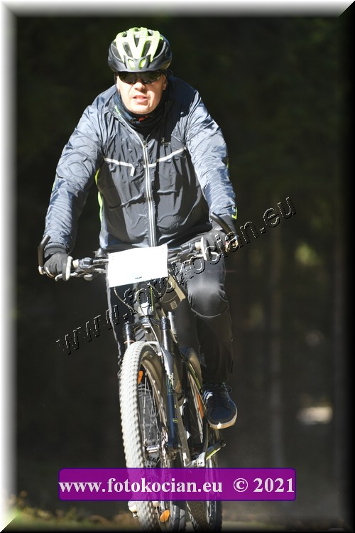 Náhled obrázku: 2021-4621-CTAuthor-.JPG