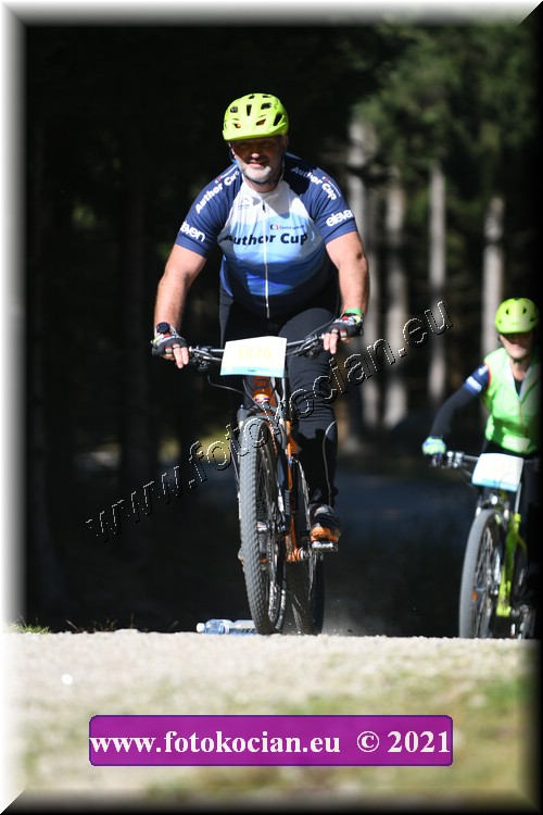 Náhled obrázku: 2021-4656-CTAuthor-1826.JPG