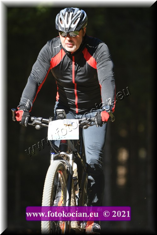 Náhled obrázku: 2021-4663-CTAuthor-1820.JPG