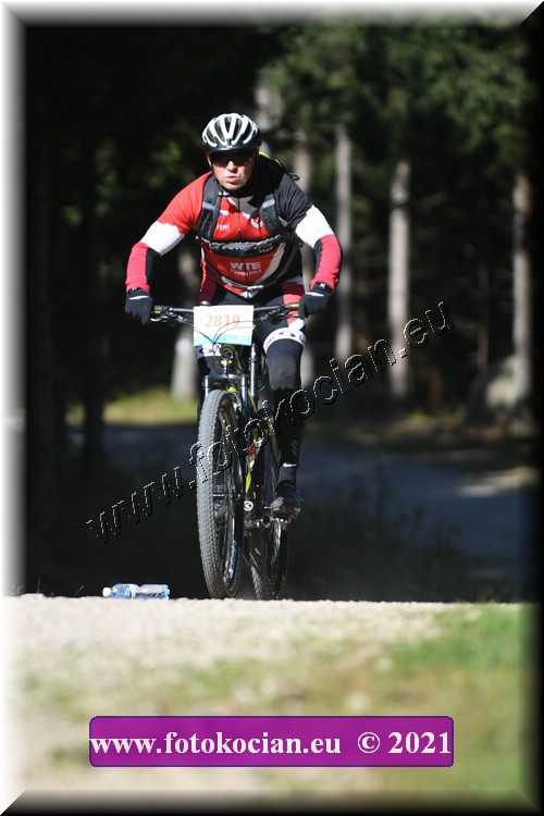 Náhled obrázku: 2021-4664-CTAuthor-2819.JPG