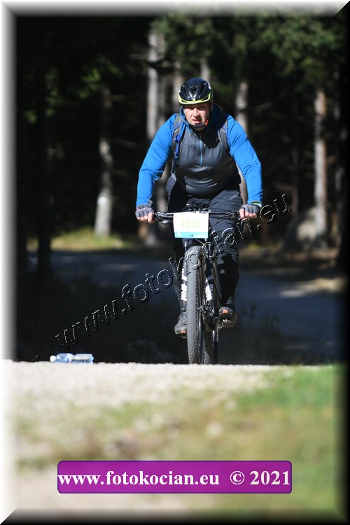 Náhled obrázku: 2021-4666-CTAuthor-1280.JPG