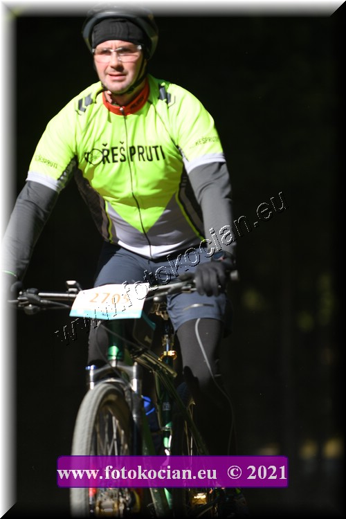 Náhled obrázku: 2021-4678-CTAuthor-2705.JPG